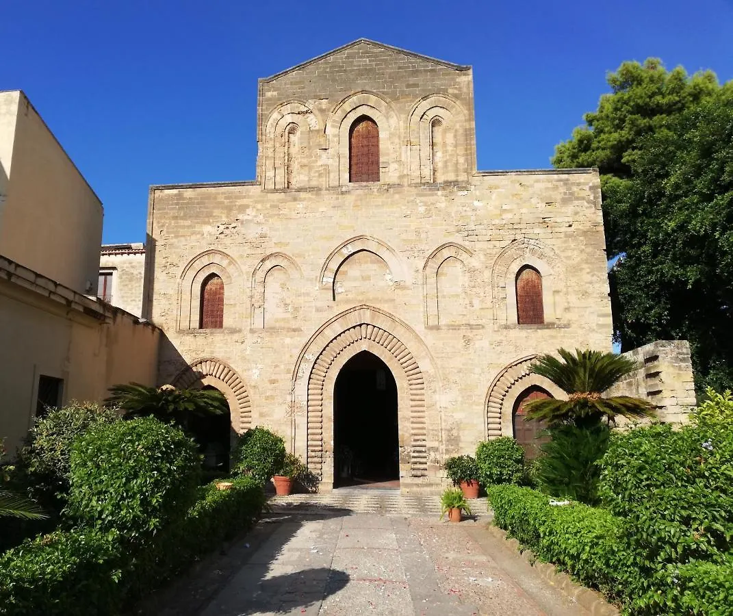 דירות פלרמו Casa Magione 0*,  איטליה